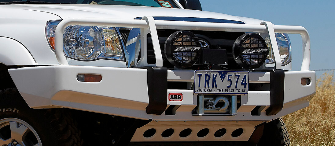 ARB_2005_Toyota_Tacoma_White_Australia_027